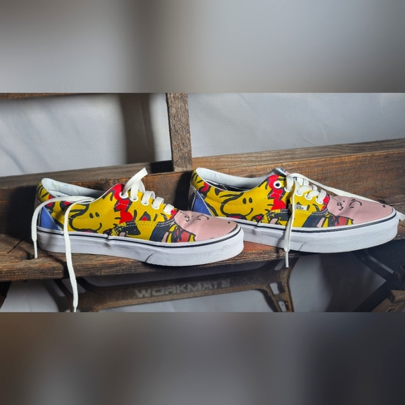 Vans Other - Vans x Peanuts 2017 RARE Snoopy Charlie Brown